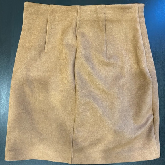 Suede Skirt - Picture 3 of 3